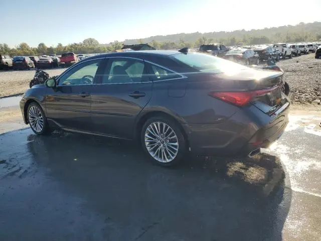 2019 TOYOTA AVALON XLE  