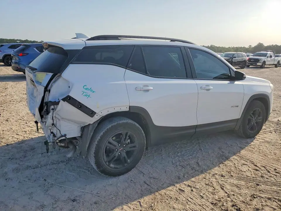 2024 GMC TERRAIN AT4  
