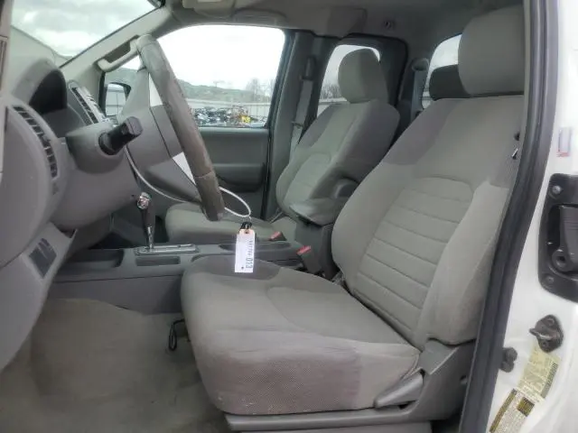 2014 NISSAN FRONTIER S  