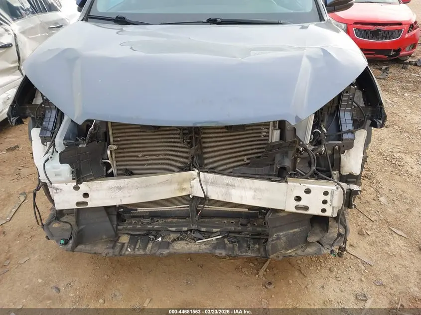 2019 TOYOTA HIGHLANDER LE PLUS