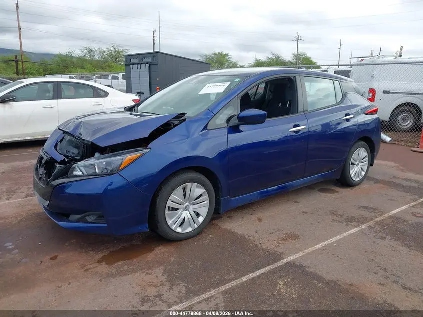 2025 NISSAN LEAF S
