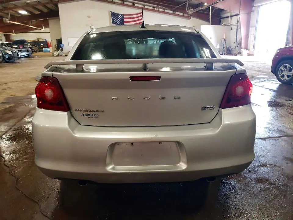 2011 DODGE AVENGER MAINSTREET  
