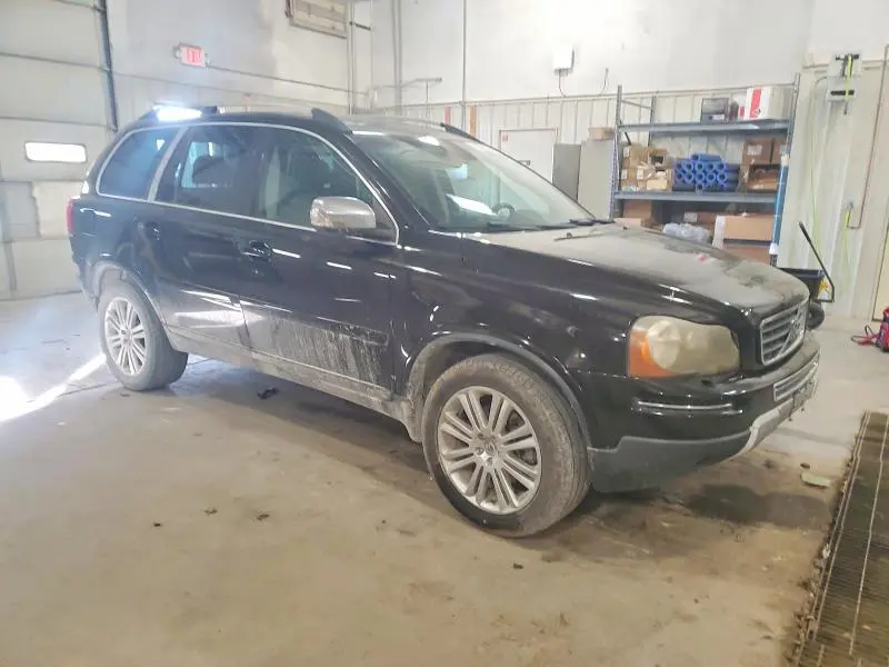 2010 VOLVO XC90   