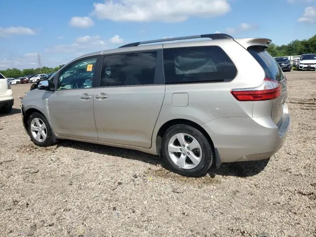 2017 TOYOTA SIENNA LE  