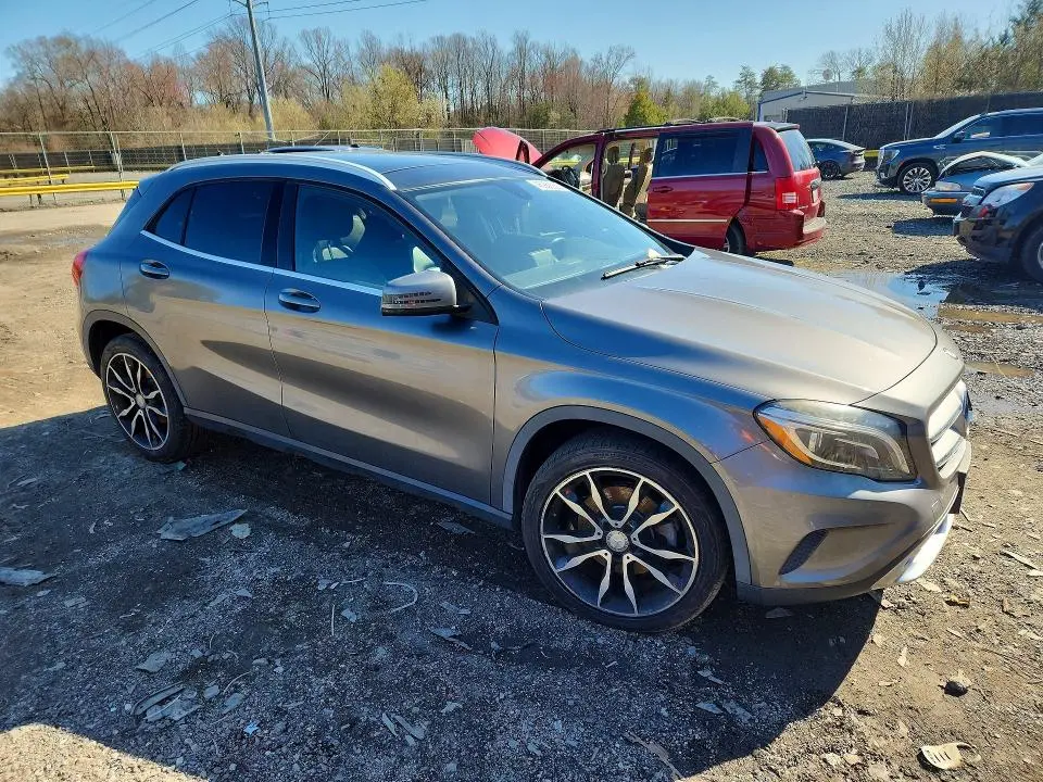 2015 MERCEDES-BENZ GLA 250 4MATIC  