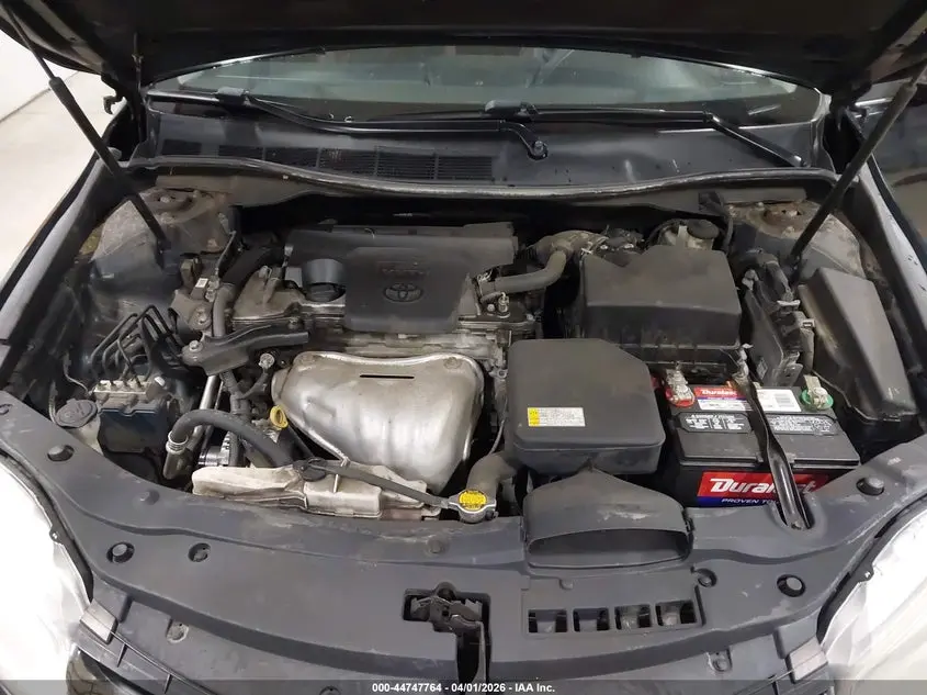 2015 TOYOTA CAMRY SE