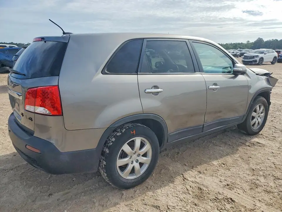 2012 KIA SORENTO LX  