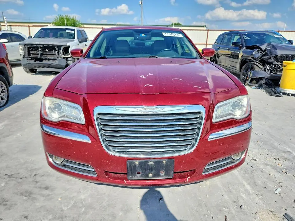 2013 CHRYSLER 300   
