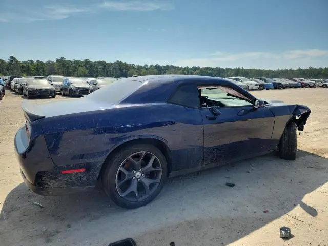 2017 DODGE CHALLENGER SXT