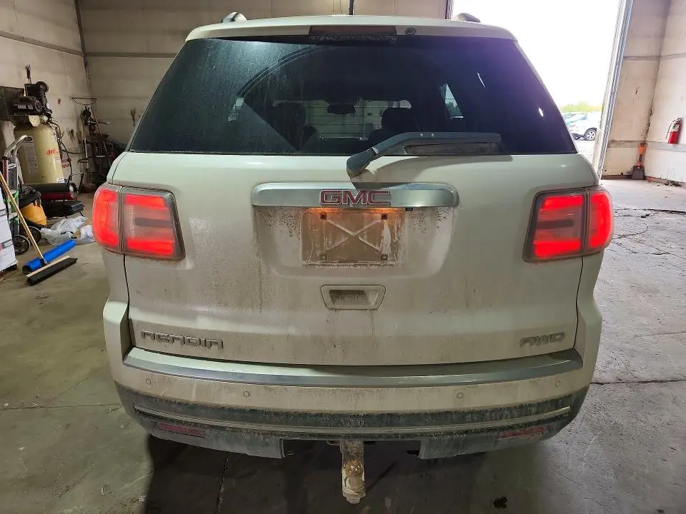 2016 GMC ACADIA SLE  
