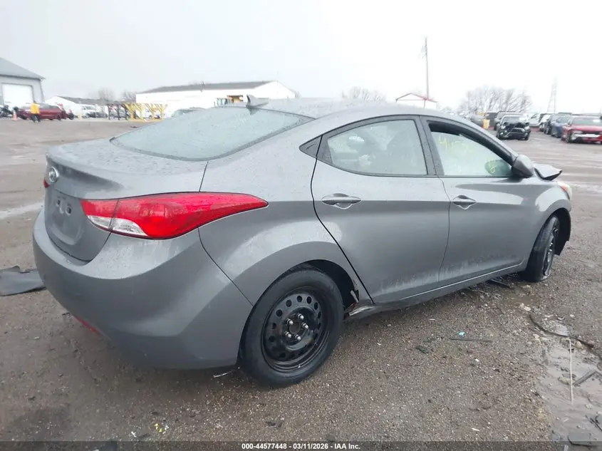 2012 HYUNDAI ELANTRA GLS