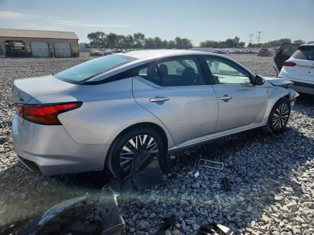 2023 NISSAN ALTIMA SV  