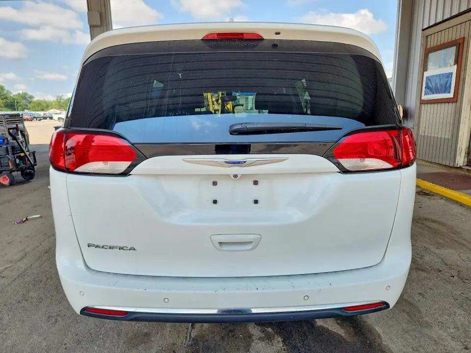 2019 CHRYSLER PACIFICA TOURING L  