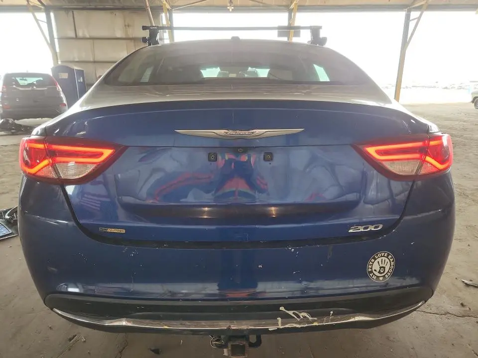 2016 CHRYSLER 200 LIMITED  