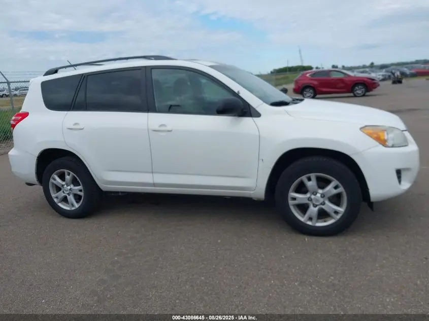 2012 TOYOTA RAV4  