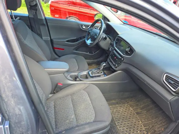 2018 HYUNDAI IONIQ SEL  