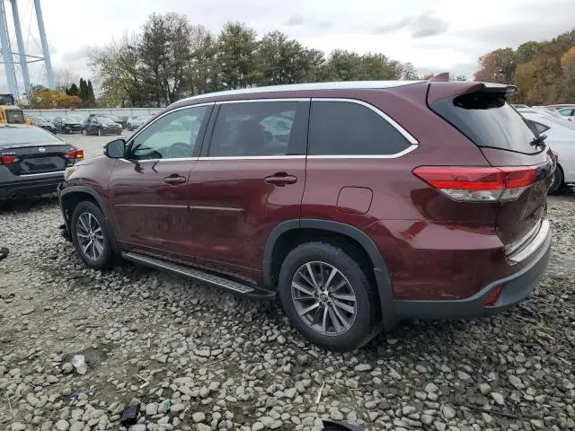 2018 TOYOTA HIGHLANDER SE  