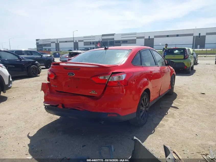 2013 FORD FOCUS SE