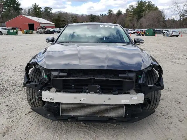 2019 GENESIS G70 PRESTIGE  