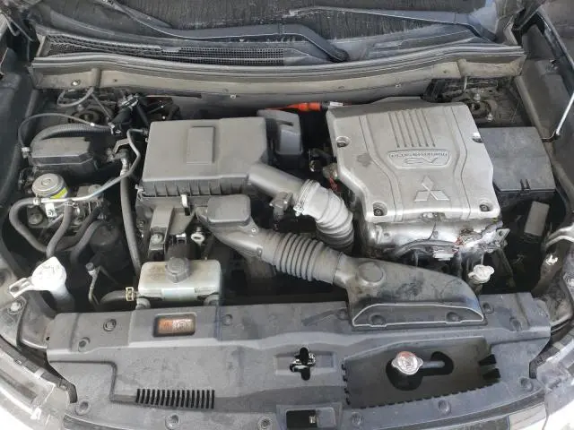 2018 MITSUBISHI OUTLANDER SE  