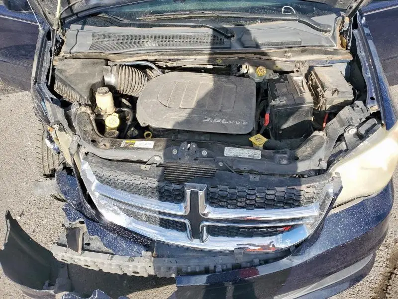 2013 DODGE GRAND CARAVAN SXT  