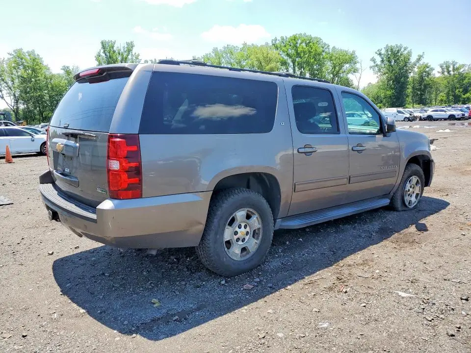 2012 CHEVROLET SUBURBAN K1500 LT  