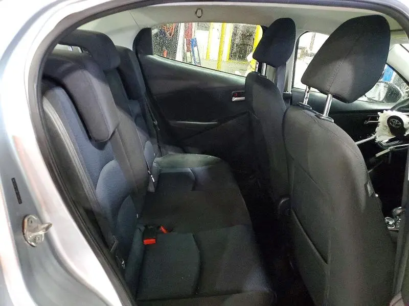 2019 TOYOTA YARIS LE  