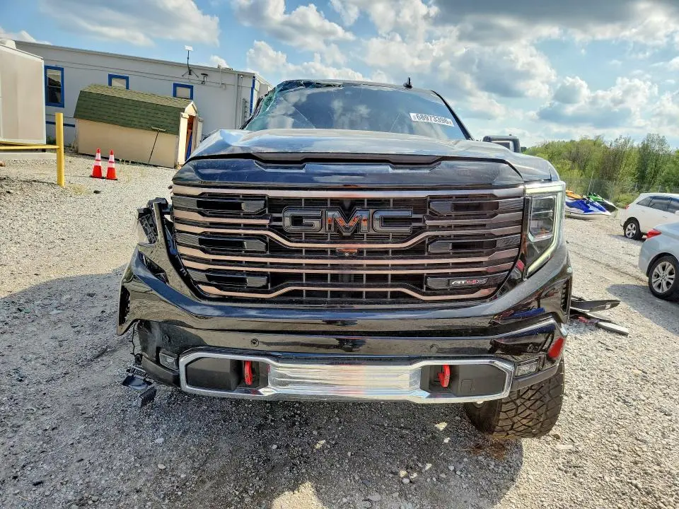 2022 GMC SIERRA K1500 AT4X  