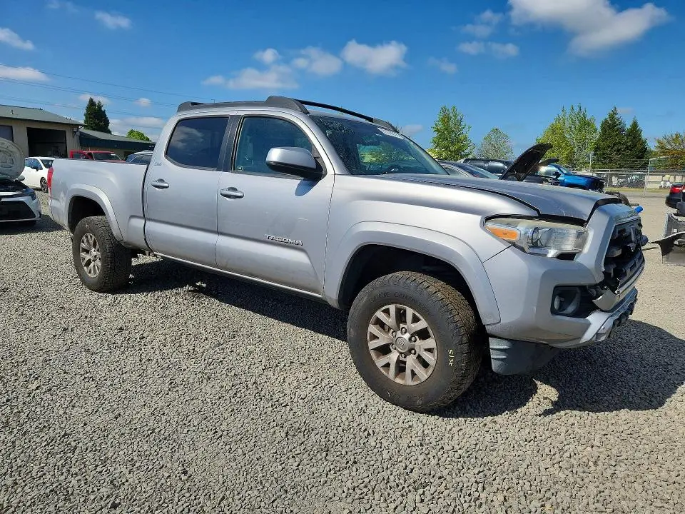 2016 TOYOTA TACOMA SR5 V6  