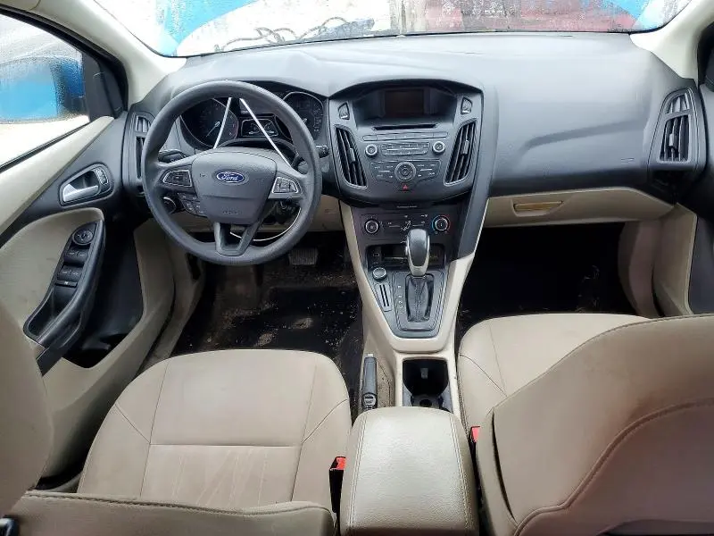 2017 FORD FOCUS SE  