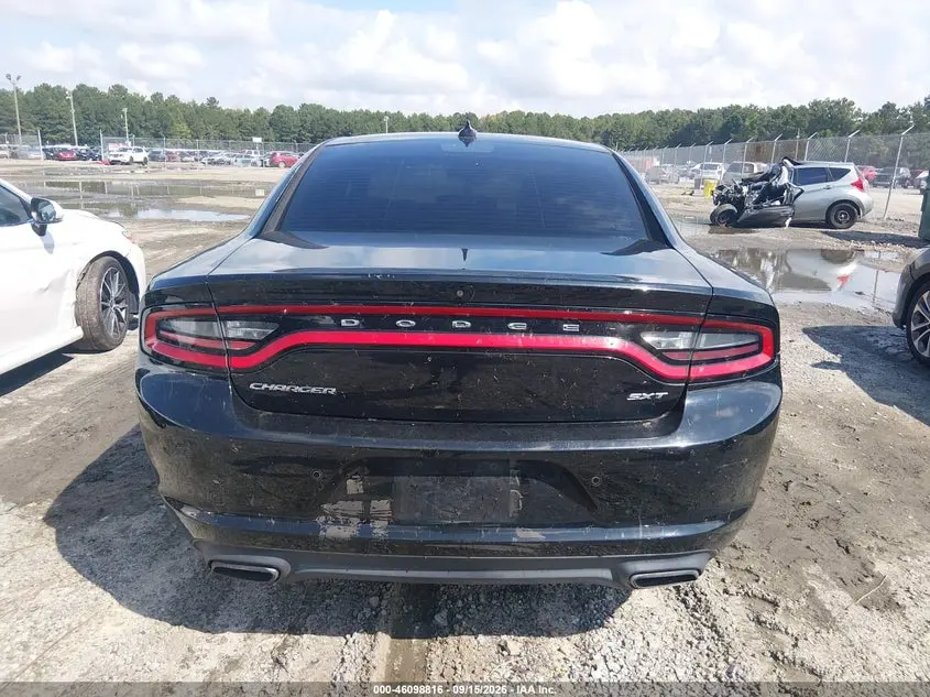 2015 DODGE CHARGER SXT