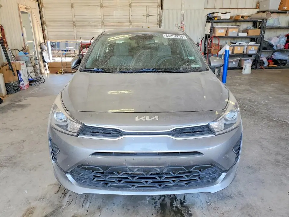 2022 KIA RIO S  