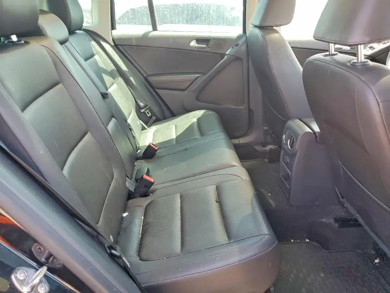 2017 VOLKSWAGEN TIGUAN WOLFSBURG  