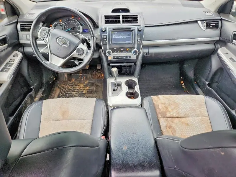 2014 TOYOTA CAMRY SE  