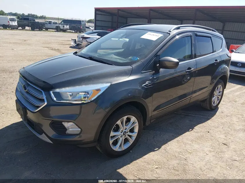 2018 FORD ESCAPE SE