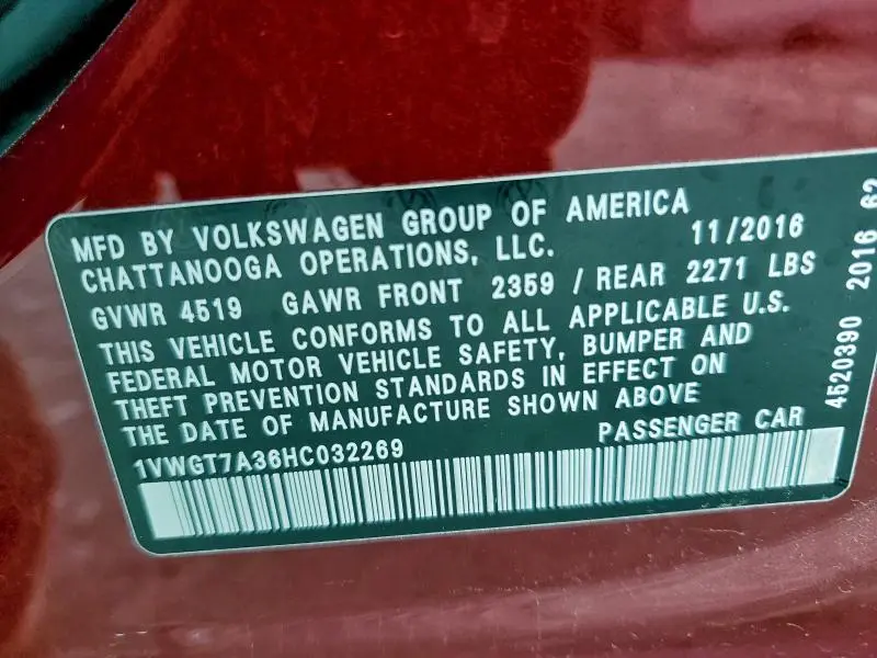 2017 VOLKSWAGEN PASSAT SE  