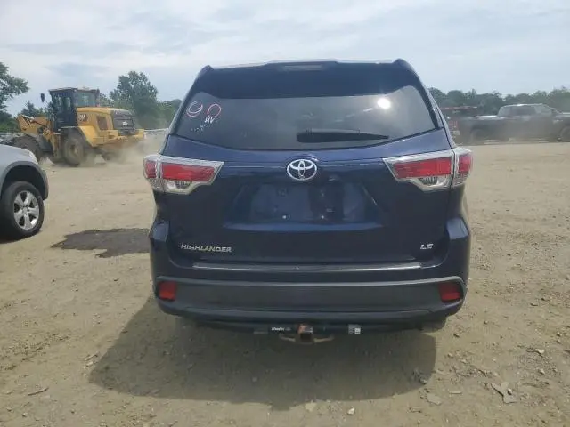 2015 TOYOTA HIGHLANDER LE  