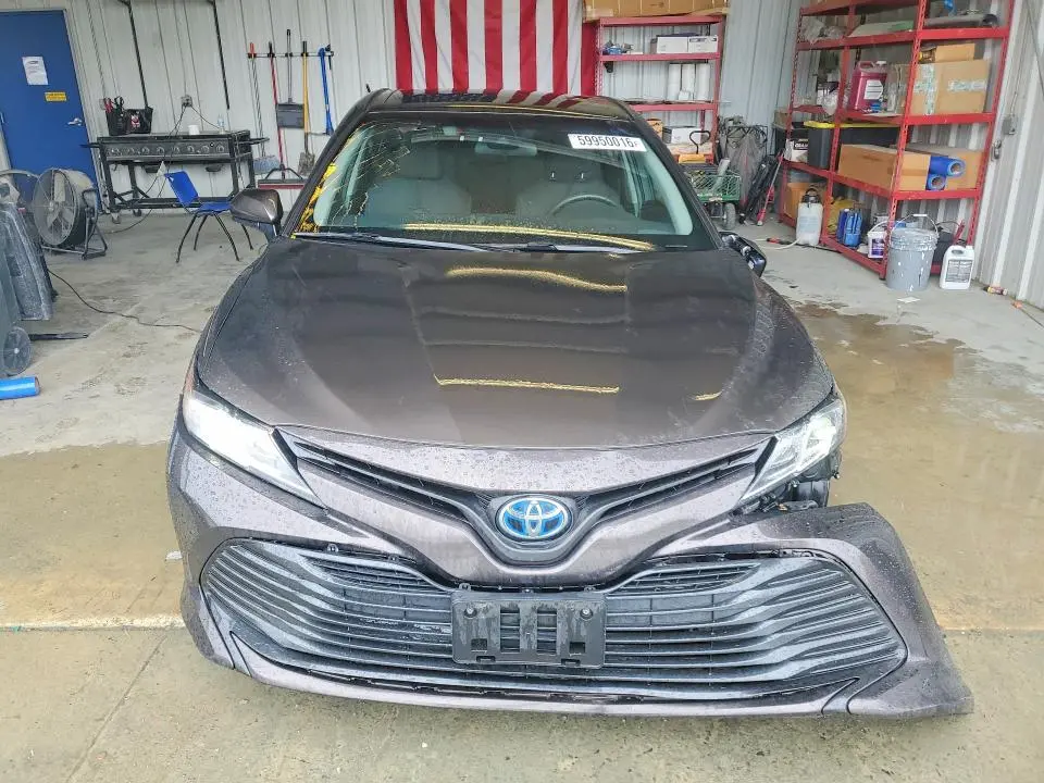 2018 TOYOTA CAMRY LE  
