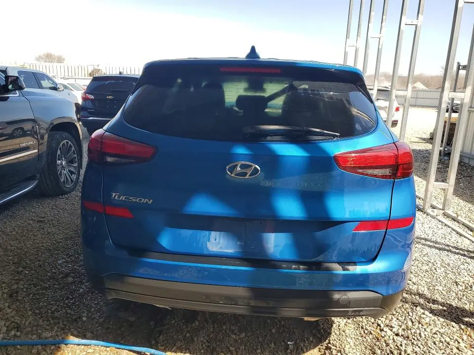 2020 HYUNDAI TUCSON SE  