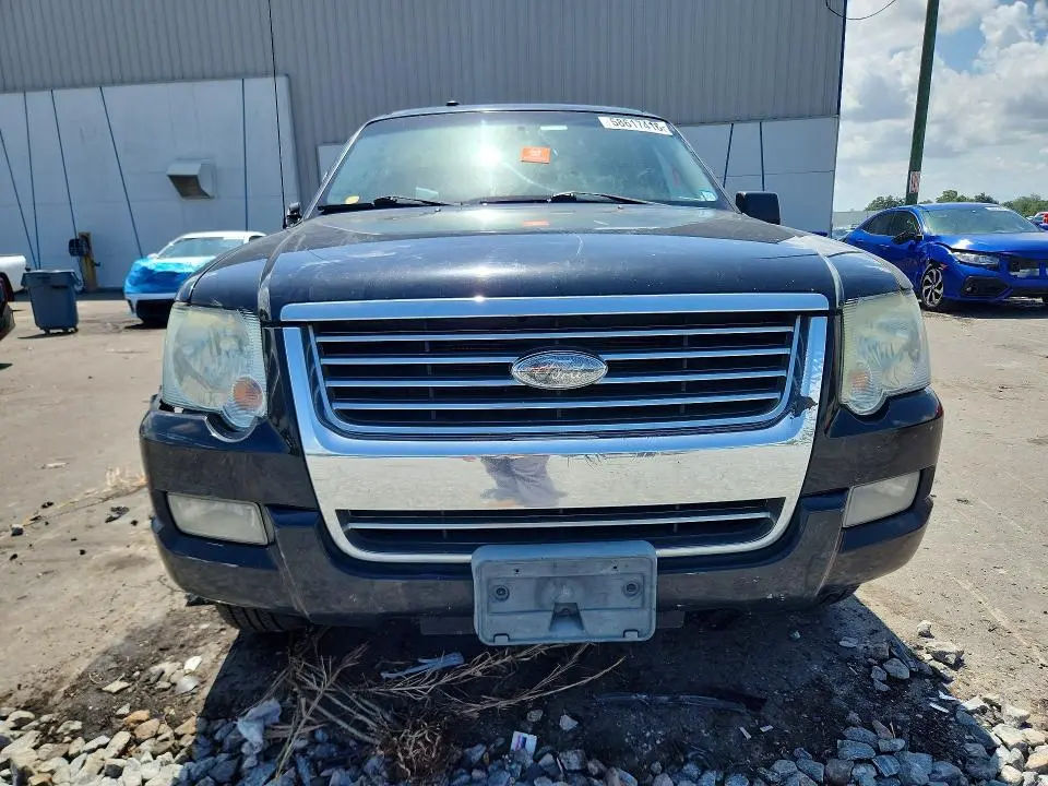 2010 FORD EXPLORER XLT  