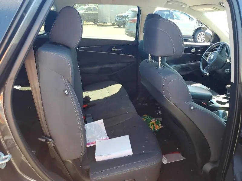 2017 KIA SORENTO   