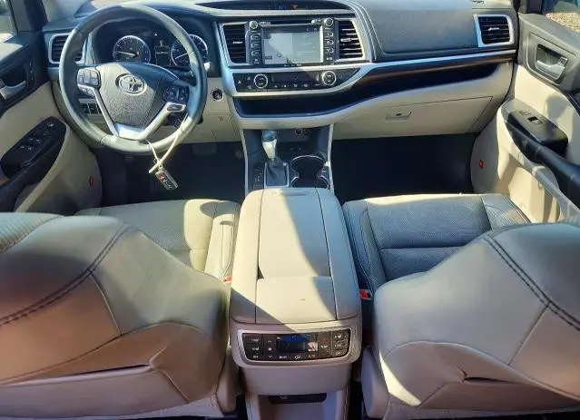 2016 TOYOTA HIGHLANDER LIMITED PLATINUM  
