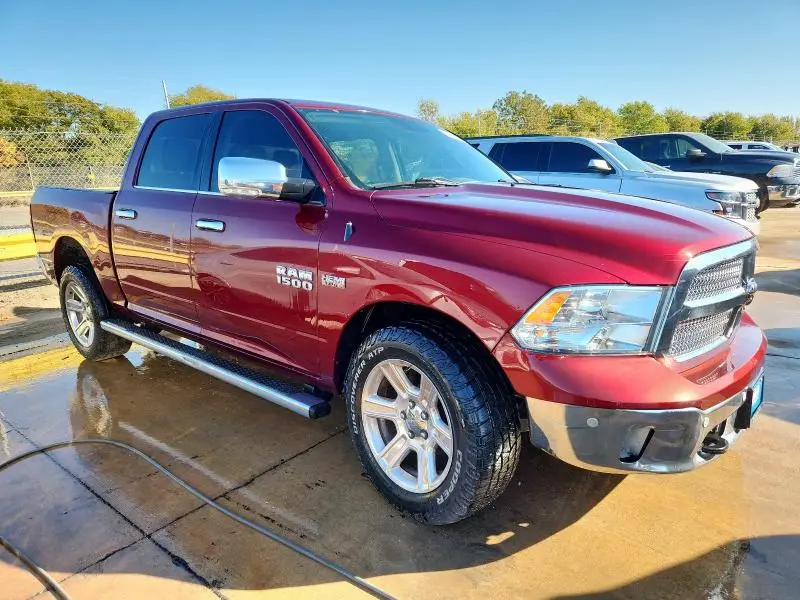 2018 RAM 1500 SLT  