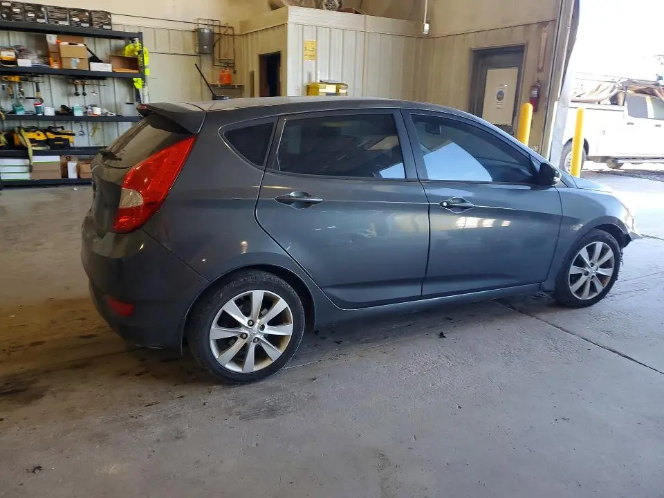 2013 HYUNDAI ACCENT GLS  