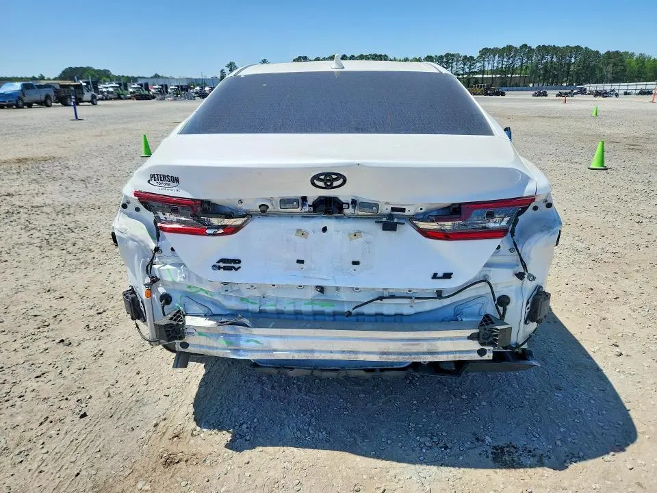 2025 TOYOTA CAMRY LE  