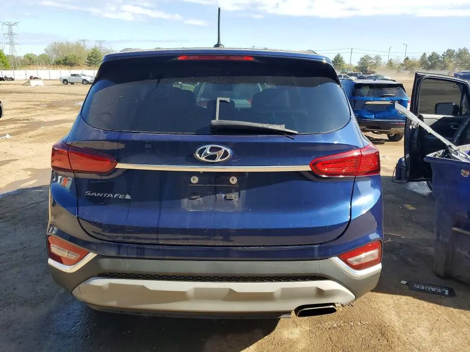 2019 HYUNDAI SANTA FE SE  