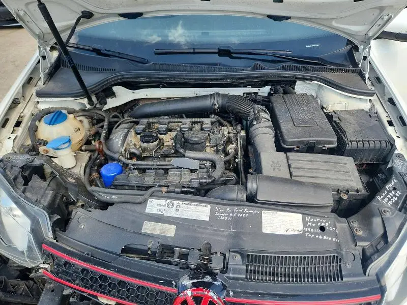 2012 VOLKSWAGEN GTI   