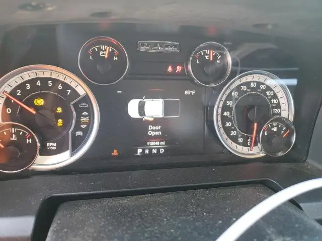 2019 RAM 1500 CLASSIC SLT  