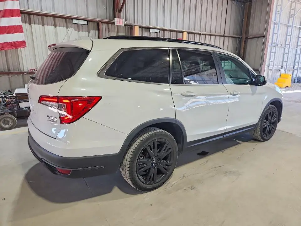 2021 HONDA PILOT SE  