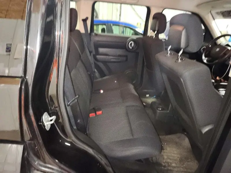 2011 DODGE NITRO SE  
